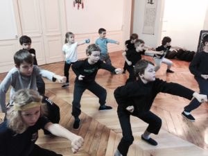 Kung Fu par les enfants de l'Académie Tian Long à Lyon